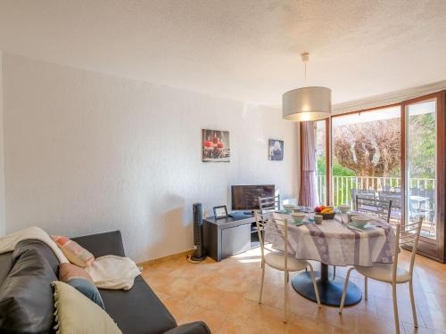 Apartment Les Sables by Interhome
