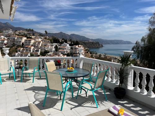 Nerja Paradise Rentals - Villa Rayo de Sol