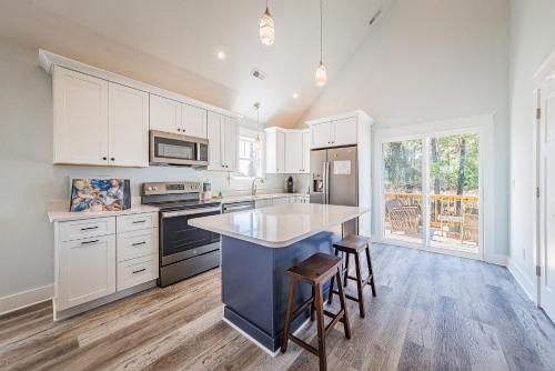 Kilmarlic Caddy Shack Cottage – Photos 4