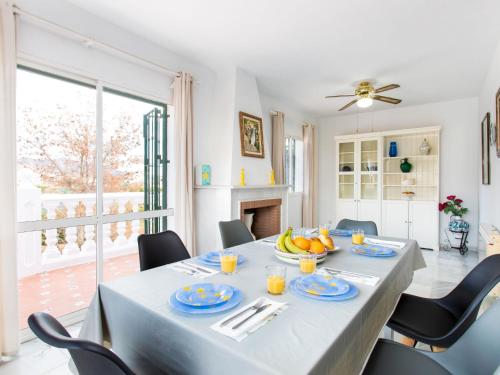 Villa Romeral by Interhome