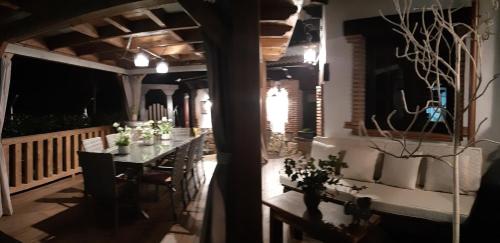 Restaurant ou autre lieu de restauration dans l'établissement Casa Rural La Marta