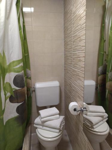 Tiny Studio in City Center Stone House