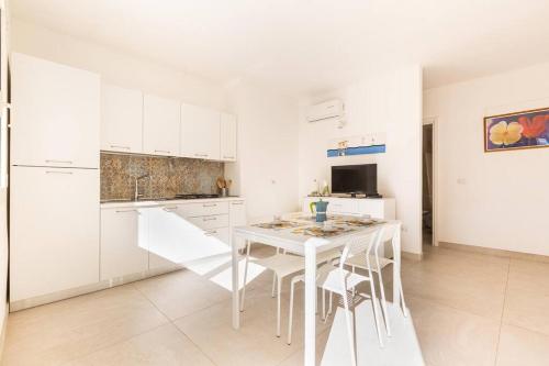 Kuchyň nebo kuchyňský kout v ubytování Salentoandmore - Appartamento Torre Pali