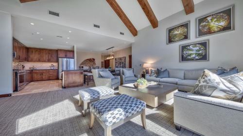 a living room with a couch and a table at Zalanta 317 in South Lake Tahoe