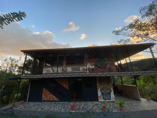 Indigo Container House – Photos 3