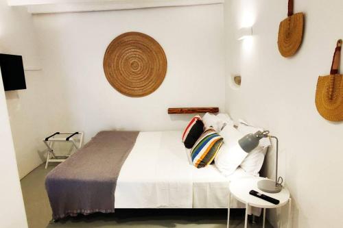 Bougainvillea Cave Suite - Old Town