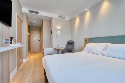 Holiday Inn Express - Madrid - Airport by IHG photo 57