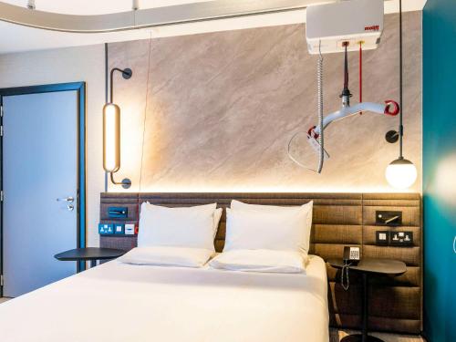 Novotel Liverpool Paddington Village Image