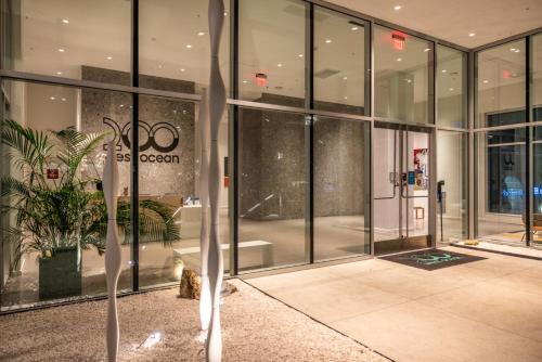 Ảnh trong thư viện ảnh của @ Marbella Lane - Luxurious 3BR Penthouse ở Long Beach