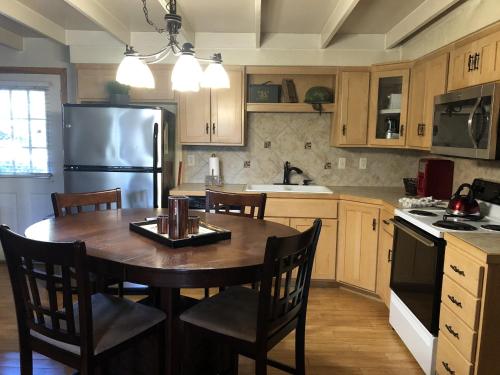 Mountain Harbor Forest View Lodge cottage – Photos 5