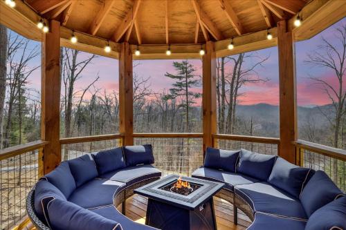 Above the Summit cabin – Photos 3