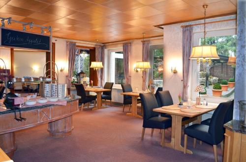 Гостиная зона в Hotel Zum Goldenen Hirsch