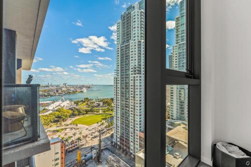 Devereaux Miami 2 Bedroom, 1 Bedroom, and Studio Condos with Balconies photo 39