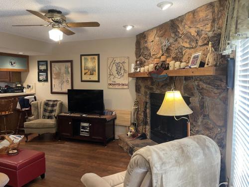 Grandview 15 Townhouse – Photos 2