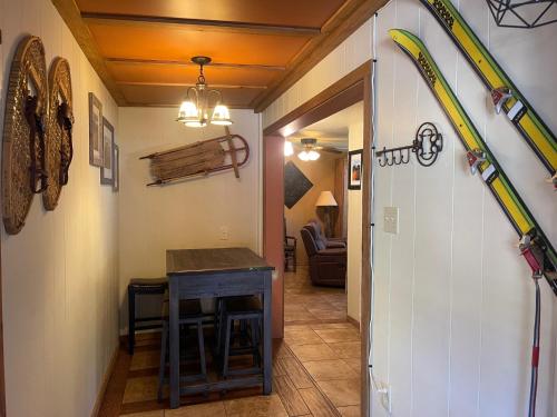 Red River Condo 5 – Photos 3