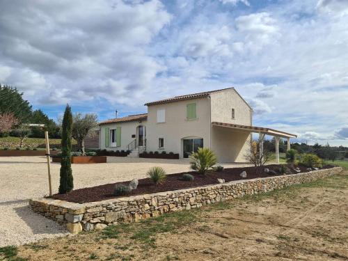 Maison Saint-Remèze, 5 pièces, 8 personnes - FR-1-382-201