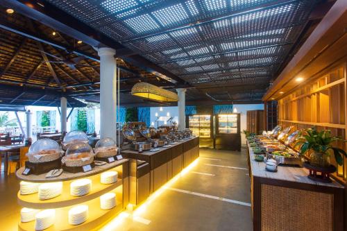 Đồ ăn tại/gần resort