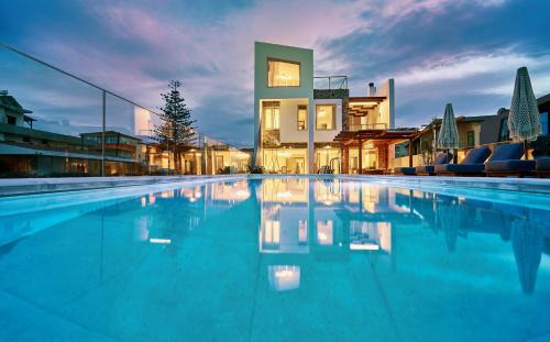 Bazén v ubytování Rodo Seafront Villa with Heated private pool and jacuzzis by Volta Suites and Villas nebo v jeho okolí