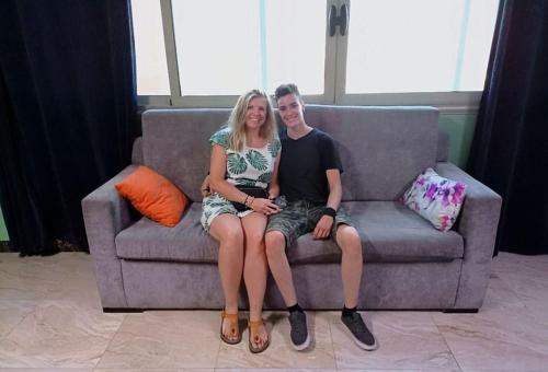 Large Nile View apartment 3 Rooms Air-con Downtown