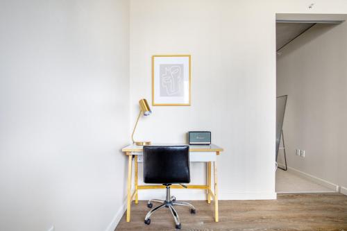 Gallery image of Downtown Bellevue 1BR w Lounge Gyms nr shops SEA-125 in Bellevue