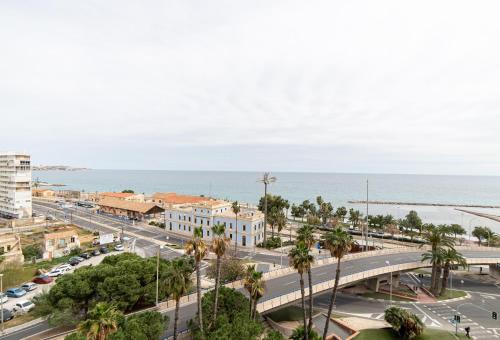 Ático de Lujo con vistas al mar, primera línea Playa del Postiguet