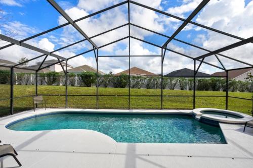Beautiful 4 Bedroom 3 Bathroom pool & spa Villa villa photo 25