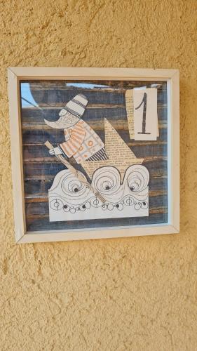 a picture of a picture of a painting of a bird at Federico II - Rooms and Breakfast in Borgio Verezzi