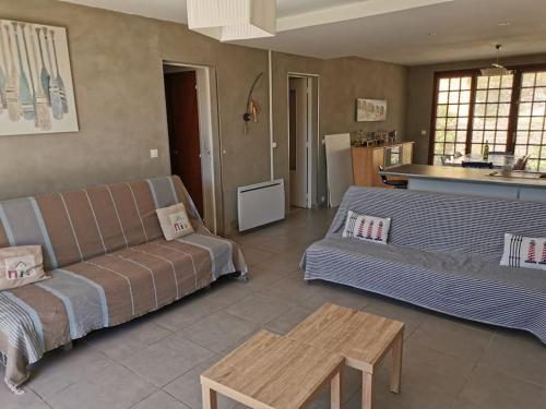 Χώρος καθιστικού στο villa plain pied 4 chambres à 100m de la plage