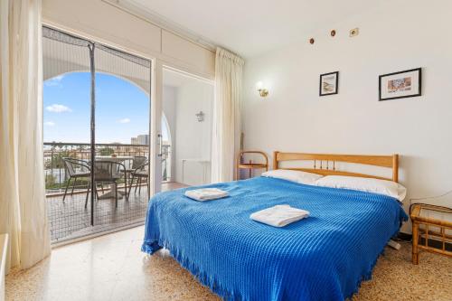 WELCS ESTUDIO 044 EMP frente al mar