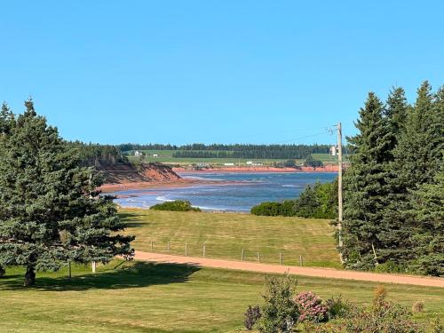 Ned's Landing at Spry Point – Photos 3