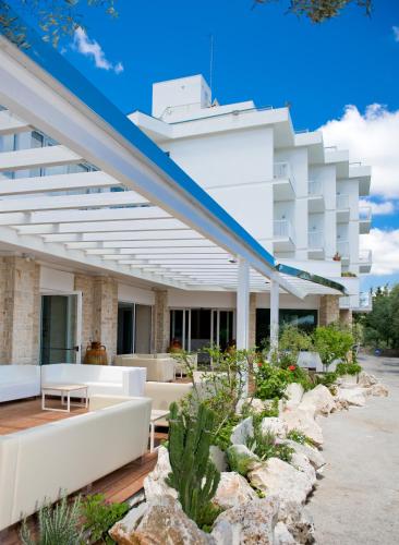 Το κτήριο όπου στεγάζεται  το ξενοδοχείο
