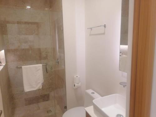 Ένα μπάνιο στο Increíble estudio con alberca infinita