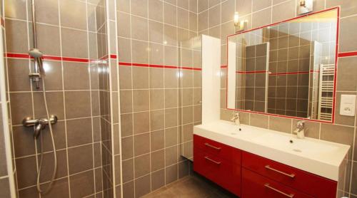 Photo de la galerie de l'établissement les chambres d'hôtes du mas face au ventoux, à Plaisians