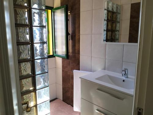 Kúpeľňa v ubytovaní TARA I APARTAMENT