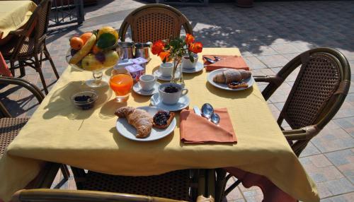 Jídlo v venkovského domu nebo okolí