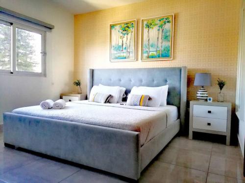 Katil atau katil-katil dalam bilik di Suites Room Soha II