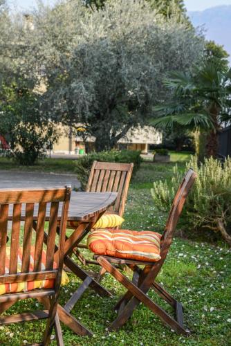 Κήπος έξω από το Residence Franca B&B