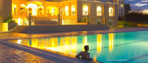 CHATEAU ELYSEE A13 Near Resto And Sm Mall/Airport