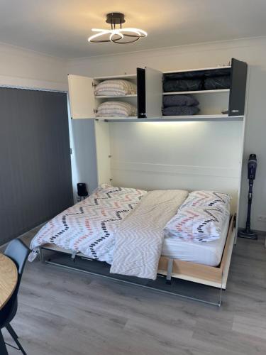 Кровать или кровати в номере Studio met schitterend uitzicht op Oostende - Marijana2