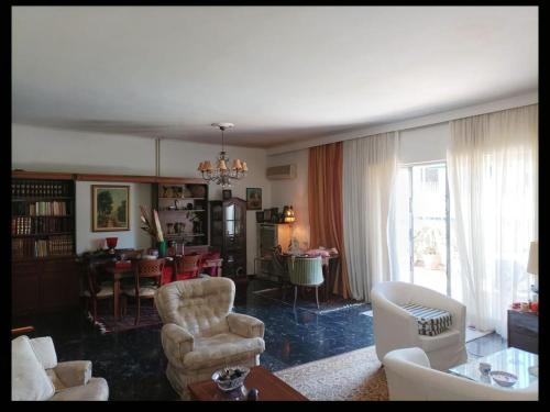 Spacious Double room in the Center of Athens