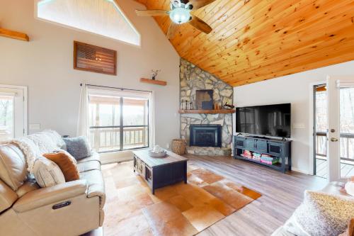Our Mountain Hangar – Photos 2