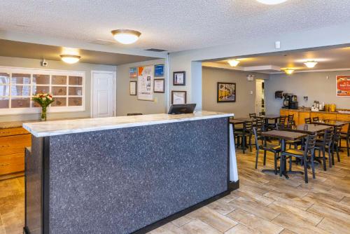 Econo Lodge Miramichi – Photos 4