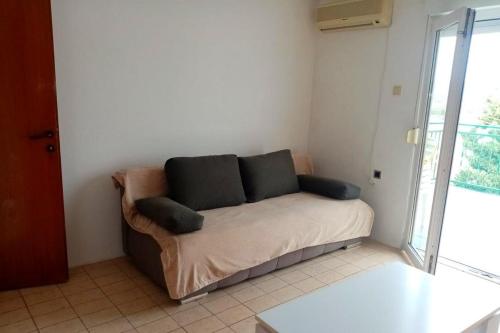 Apartments with a parking space Rogoznica - 20671