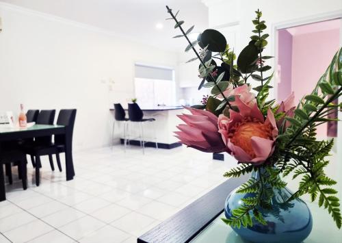 Φωτογραφία από το άλμπουμ του Rosie House-Spacious comfortable Home στη Μελβούρνη
