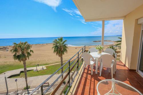 LITORAL COSTA DORADA - HORTA DEL MAR Only families