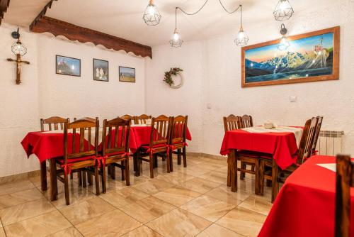 Restaurace v ubytování Dom wypoczynkowy u Ciwersa