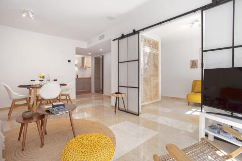 -MalagaSunApts-SanFrancisco City Center