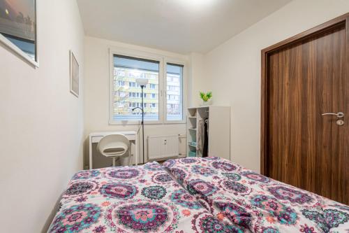 Private sunny room 3, SkyShowtime, 7 minutes to center