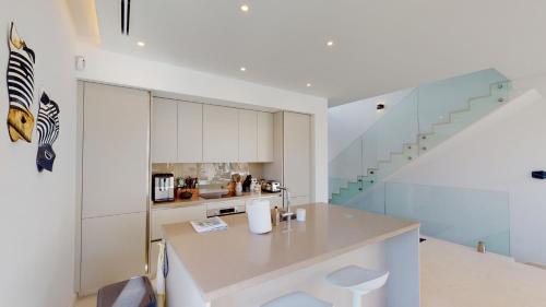 Zdjęcie z galerii obiektu Greenhills Marbella - Art Deco Villa Private Pool w mieście Mijas Costa