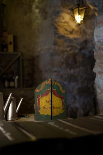 a book sitting on top of a table at Quinta de Santa Barbara by Heavens Sleepy in Constância